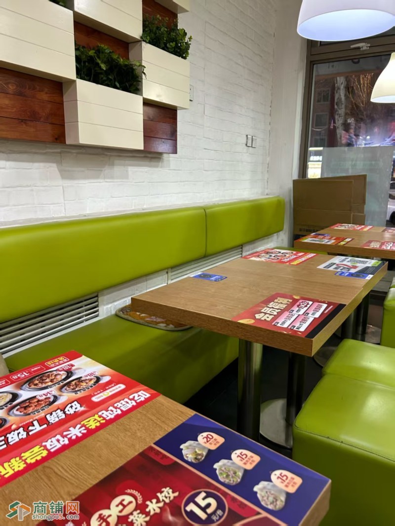 于洪区三台子地铁口餐饮店出兑可改行人流大图4