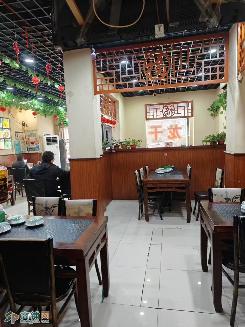 于洪区依云北郡A区小区口餐饮店出兑老店烧烤旺季营业额高图2
