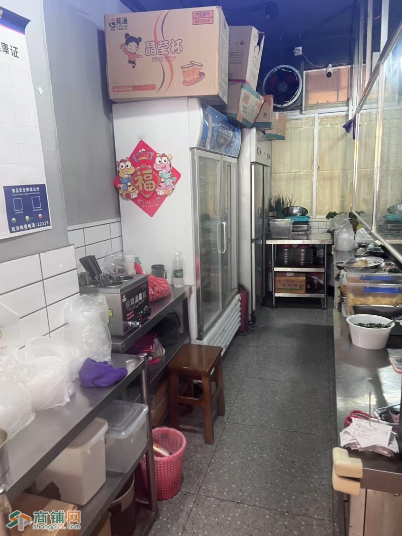 W龙华餐饮店整体优价转让图3