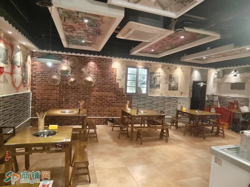 W龙岗区坂田五和地铁口重庆老火锅/餐饮店/低价转让图5