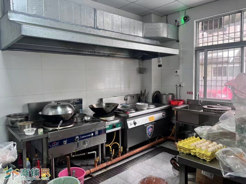 w龙华大水坑社区大三村刘记杀猪粉餐饮店旺铺转让图3