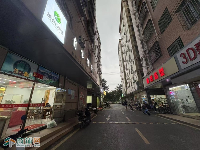 龙华福城街道旺铺烟酒行店转让w图2