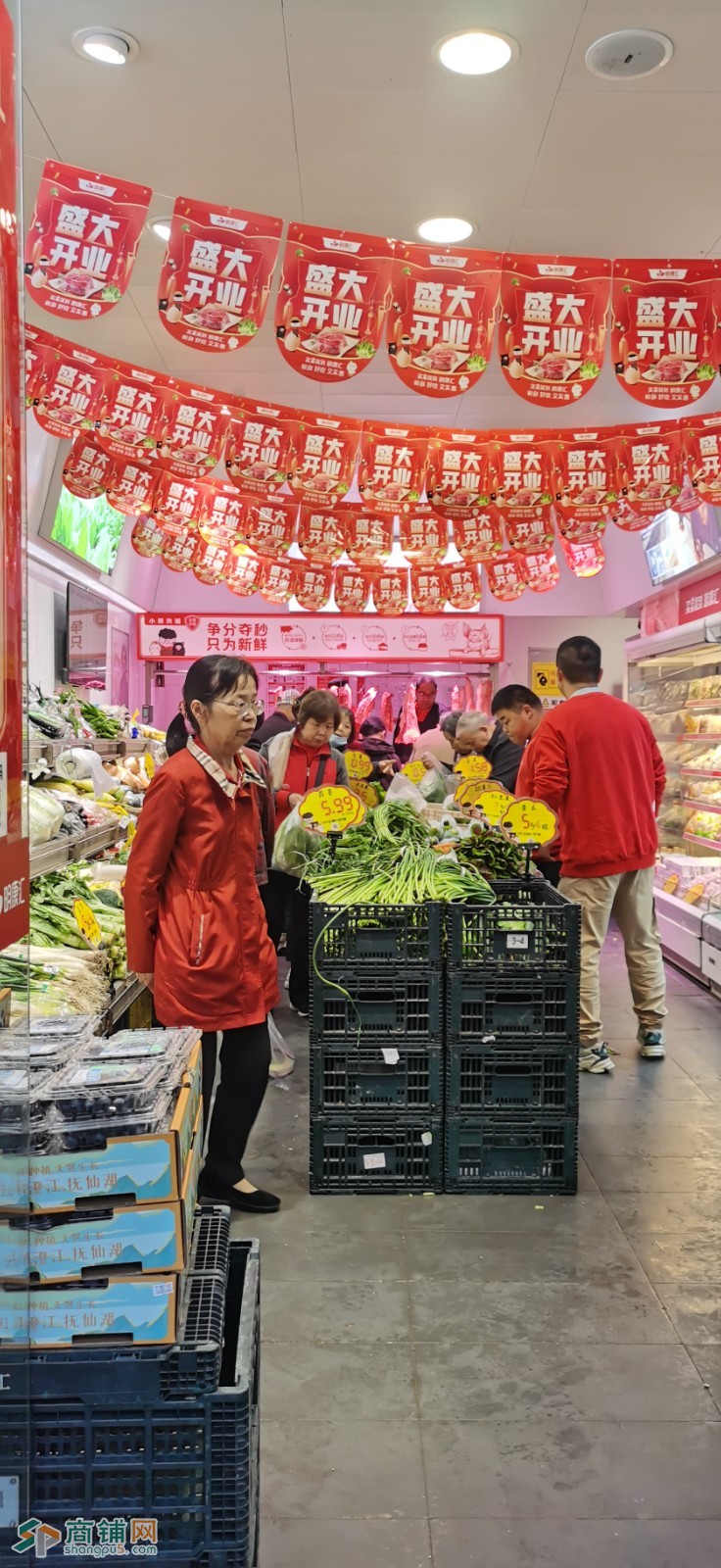 滨江钱江湾商圈沿街旺铺-明康汇生鲜店转让图1