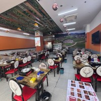 W南山西丽366大街附近餐饮旺铺转让