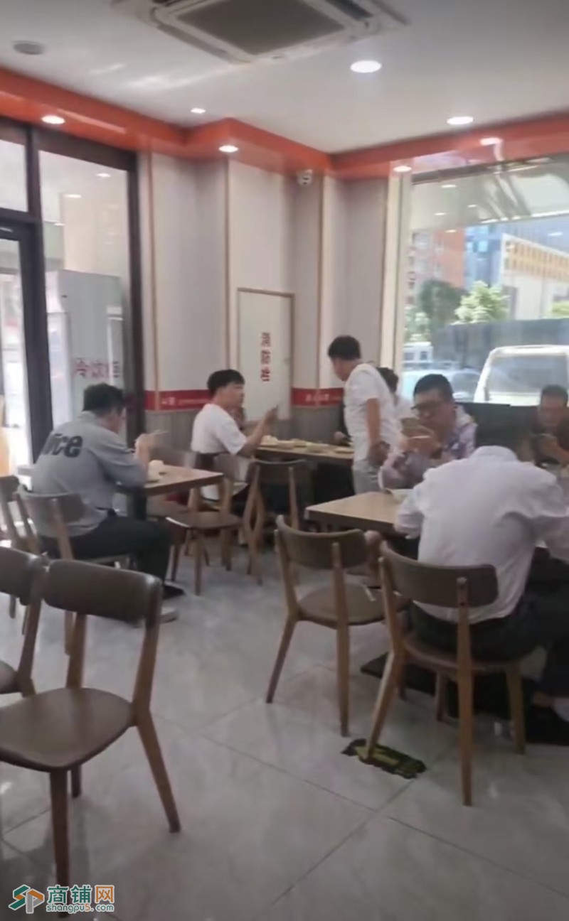 铁西区第一城小区餐饮店出兑品牌早餐店可改行图3