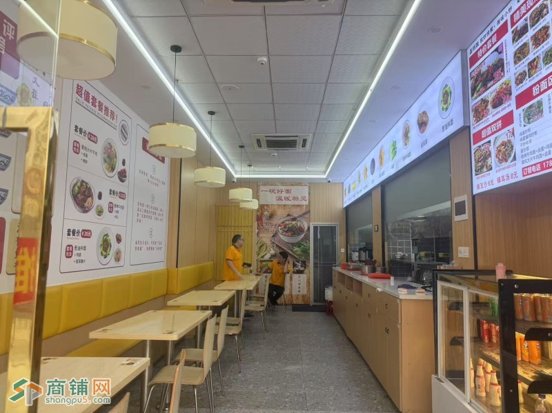 W宝安餐饮店整体优价转让图2