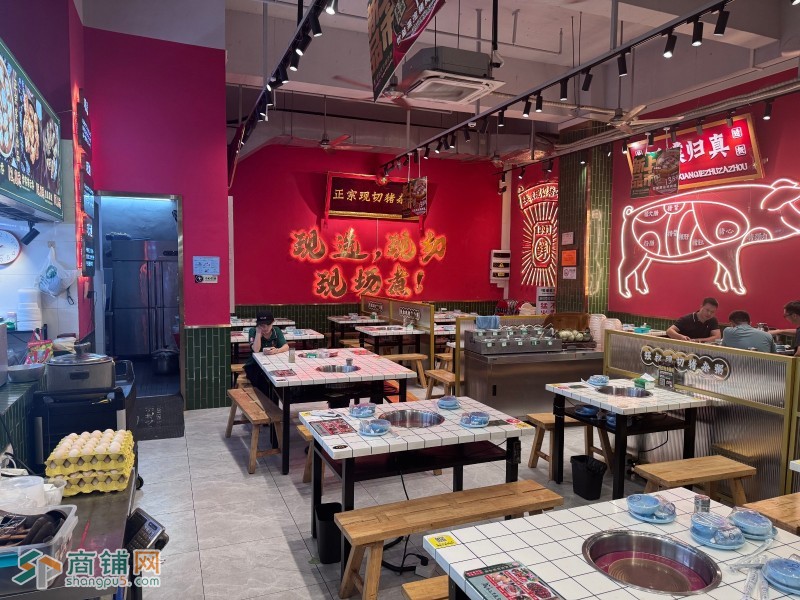 W龙华区观澜餐饮旺铺转让图4