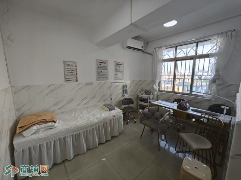 w罗湖区 UGIRL有个美甲(笋岗大厦店)图3