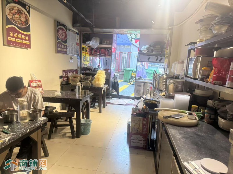 W罗湖餐饮店整体优价转让图3