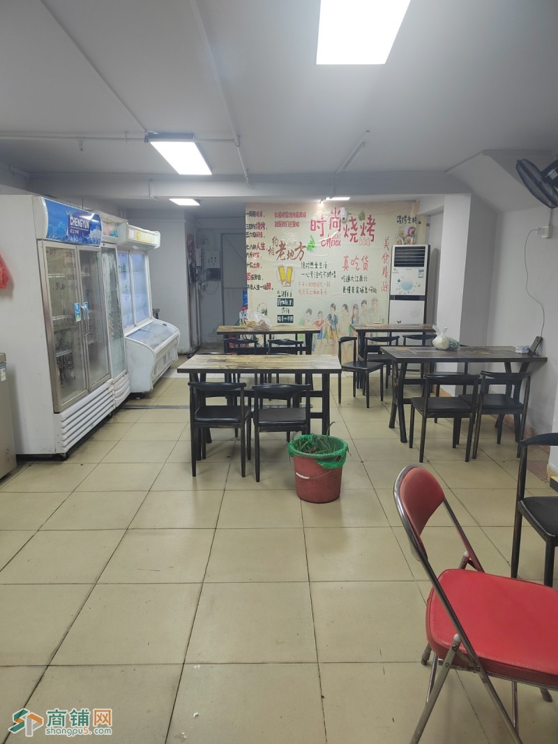 深圳龙华锦绣新村.格蓝烤串旺铺转让W图2