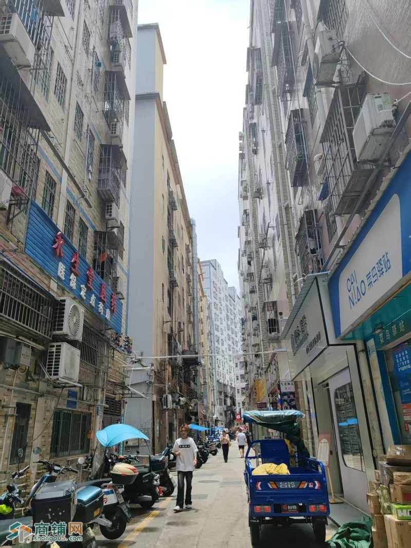 宝安区石龙仔营业中旺铺菜鸟驿站转让图4