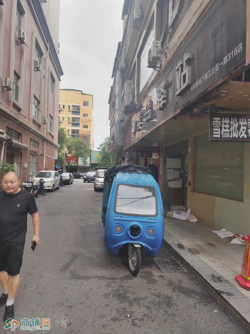 深圳龙华观澜观湖街道.菜鸟驿站旺铺转让W图2