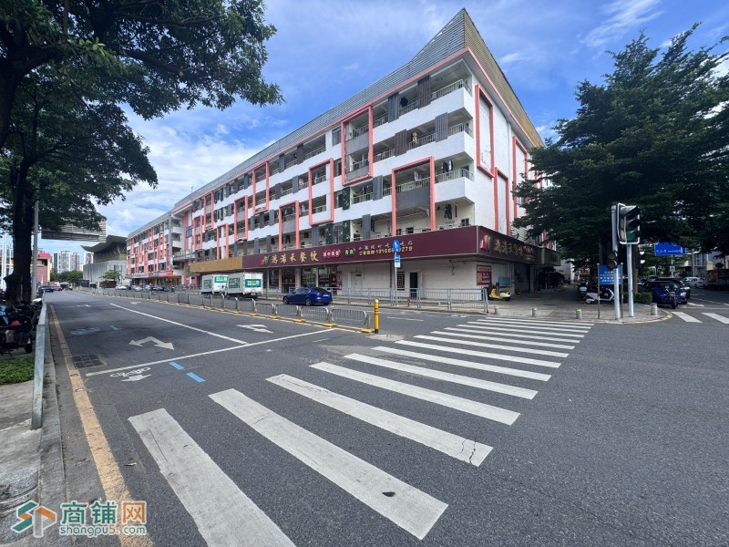 W宝安餐饮店整体优价转让图4