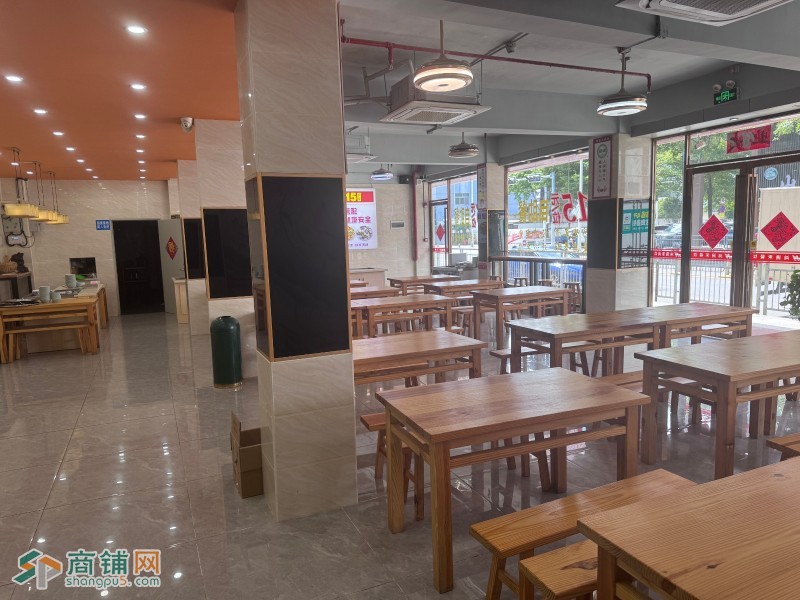 W宝安餐饮店整体优价转让图5