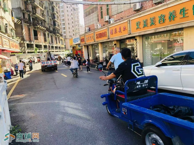 W龙华观澜万人城中村旺铺转让图2