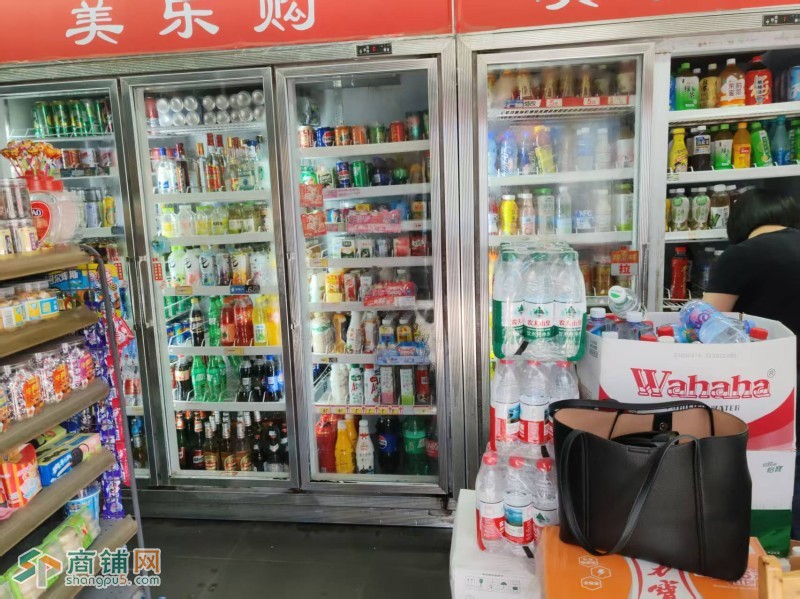 日入4000+深圳龙岗安良城中村村口临街双开门便利店转让图4