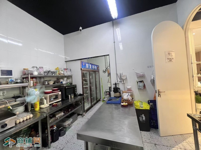 w福田区福田街道南社区强南中路汉田城市超模私房餐旺铺转让图4