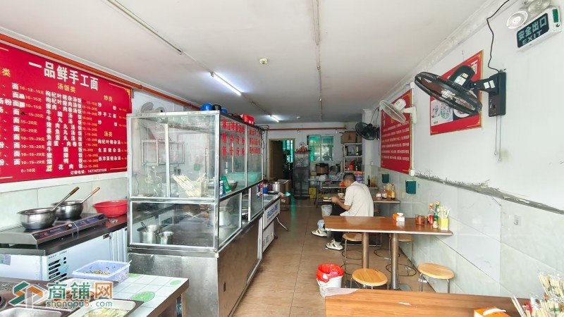 W龙岗潮汕一品鲜手工面旺铺转让图5