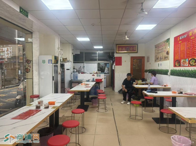 W龙华餐饮店整体优价转让图2
