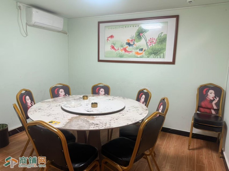 W宝安区新桥街道菲姐家乡菜馆旺铺低价转让图5