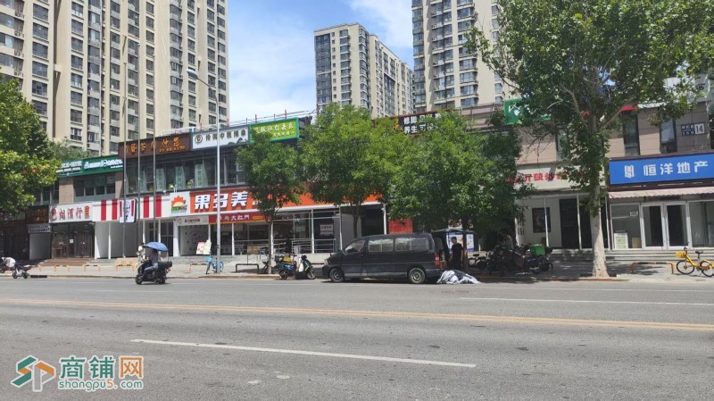 朝阳管庄，新天地110平米，炒鸡菜馆，有燃气上下水，临近公交站图2