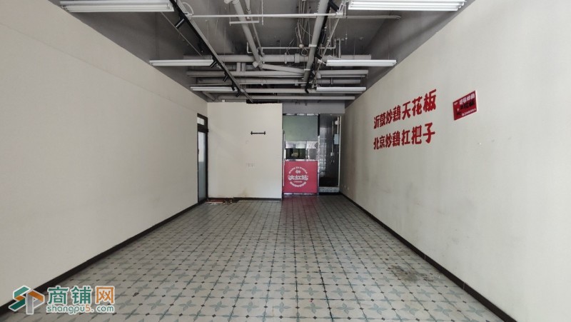 朝阳管庄，新天地110平米，炒鸡菜馆，有燃气上下水，临近公交站图3