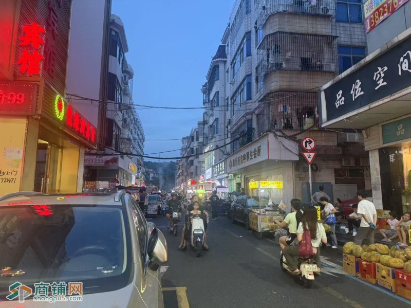 W龙岗采耳店整体优价转让图3