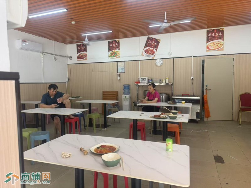 W龙岗餐饮店整体优价转让图2