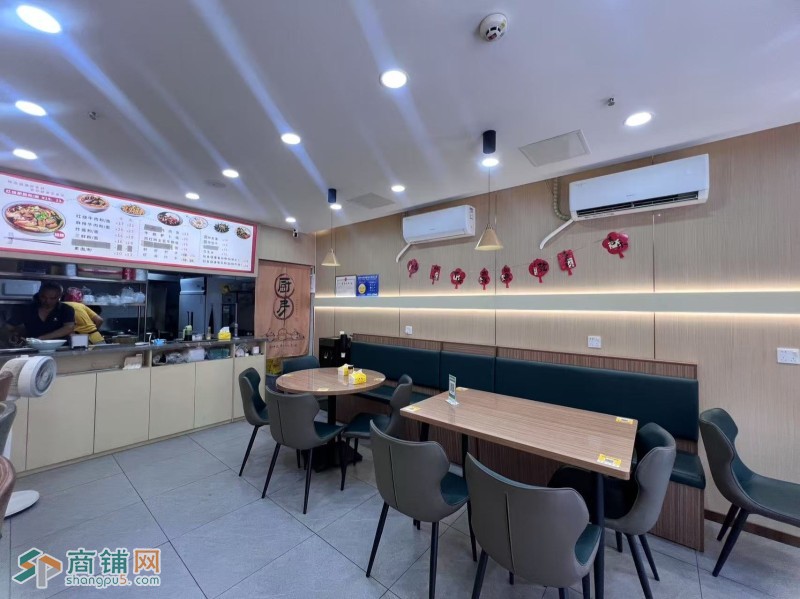 w罗湖区清水河街道草铺西社区红岗路村里面餐饮店旺铺转让图3