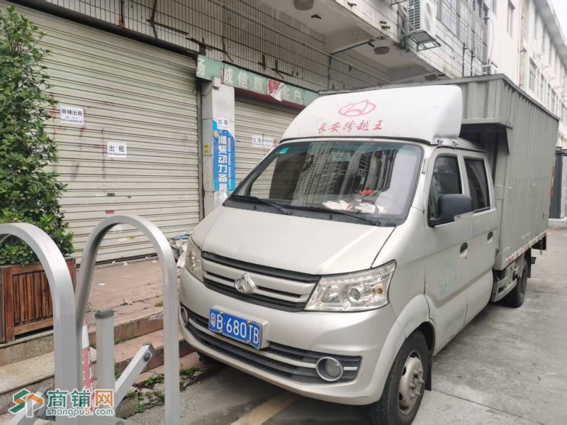 业主商铺直租：宝安区通发C座（广深公路旁、靠近宝安交通局）商铺出租。图4