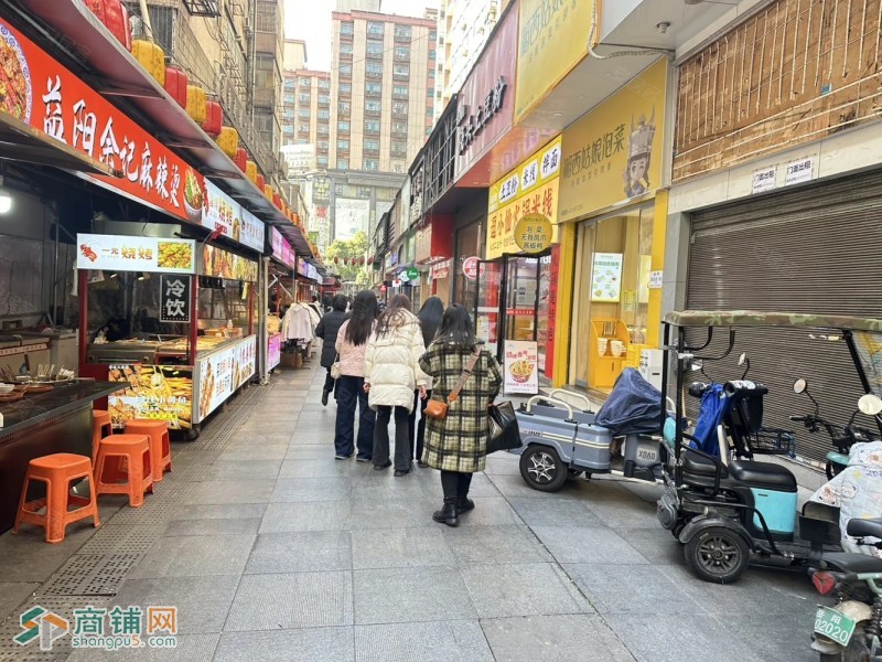 出售岳阳楼经开区南翔万商社区底商图1