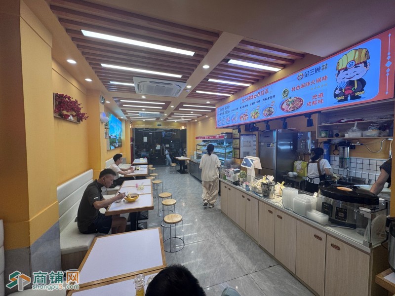 W龙岗餐饮店整体优价转让图6