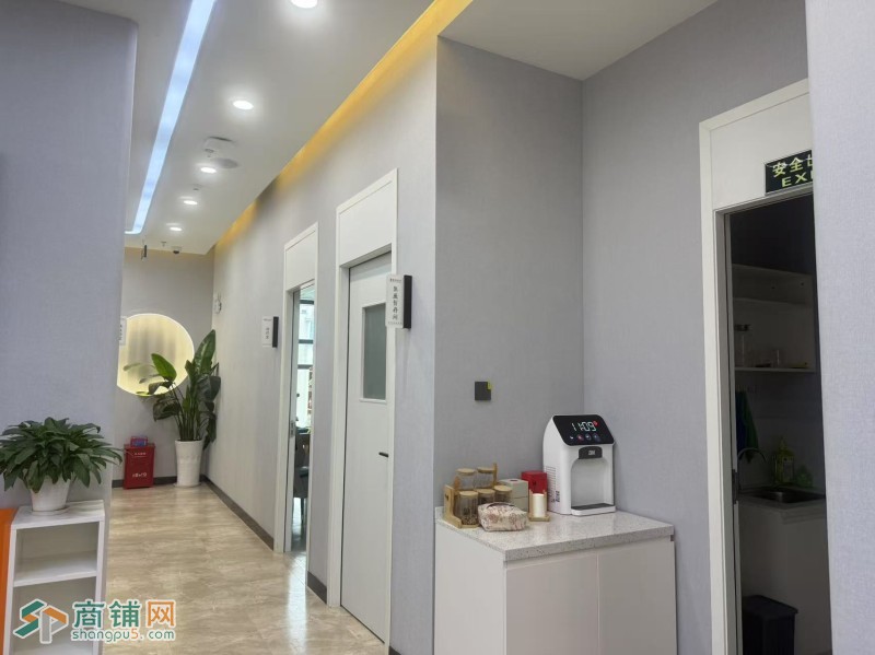 W罗湖医疗店整体优价转让图2