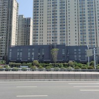 高新区科技八路临街商铺2000平出租