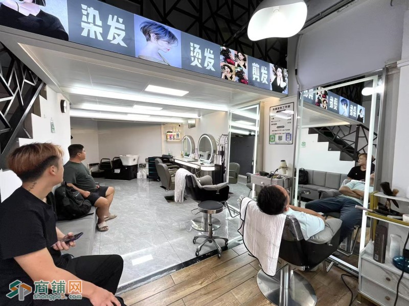 w龙岗区 丝美理发店 旺铺转让图3