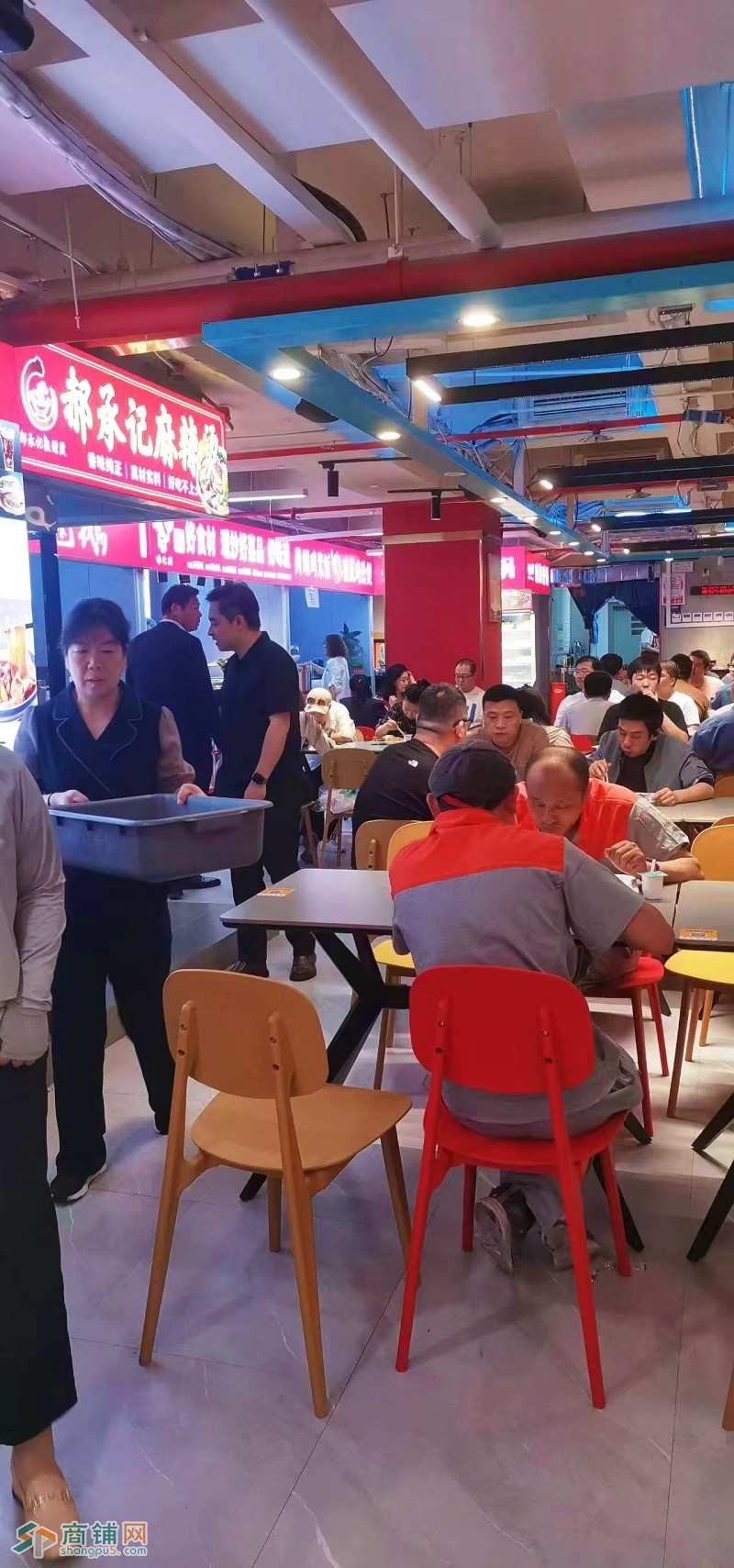 甘家口商圈临街餐饮旺铺450平证件齐全房东直租图2