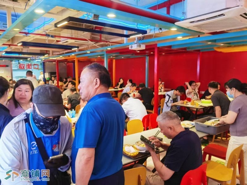 甘家口商圈临街餐饮旺铺450平证件齐全房东直租图4