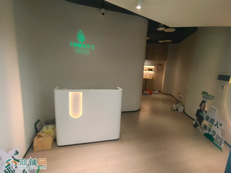 W龙华区壹城中心华盛珑悦一楼商铺业主直招/美容/养生/按摩/商铺低价招租图3
