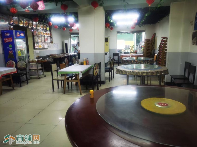于洪区八家子小区餐饮店出兑8年老店平层白事多摆桌多图4