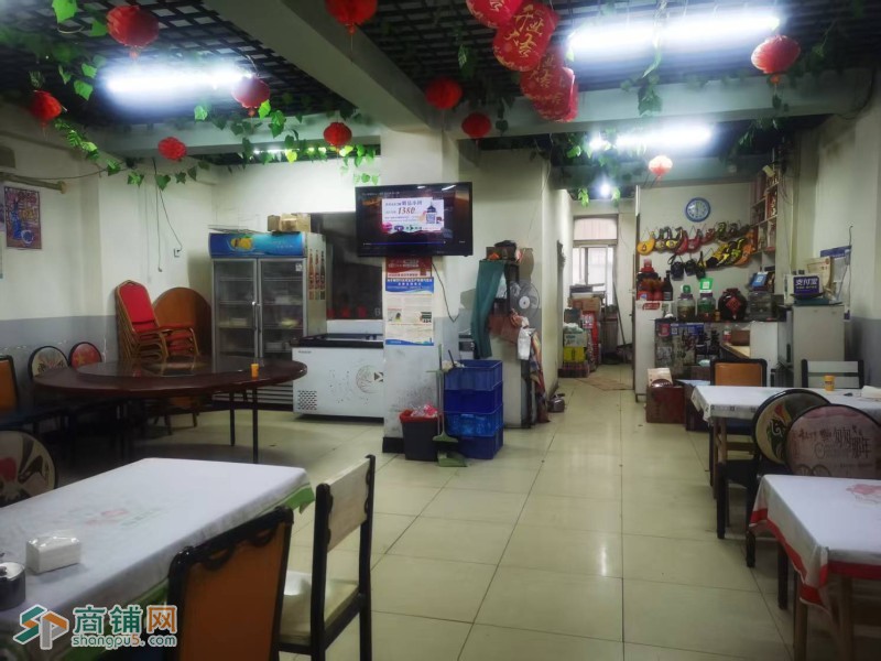 于洪区八家子小区餐饮店出兑8年老店平层白事多摆桌多图5