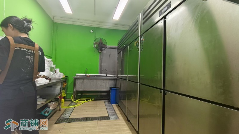 W龙华观澜美食街达达鸭旺铺转让图4