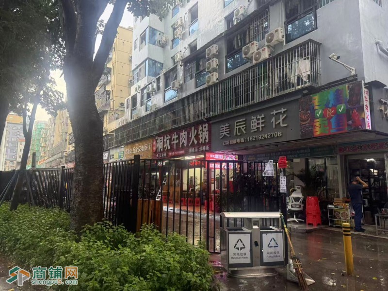 W龙岗餐饮店整体优价转让图3