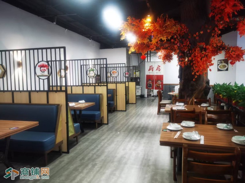 浑南区世纪新城餐饮店出兑可空兑兑费6.5万带房租图2
