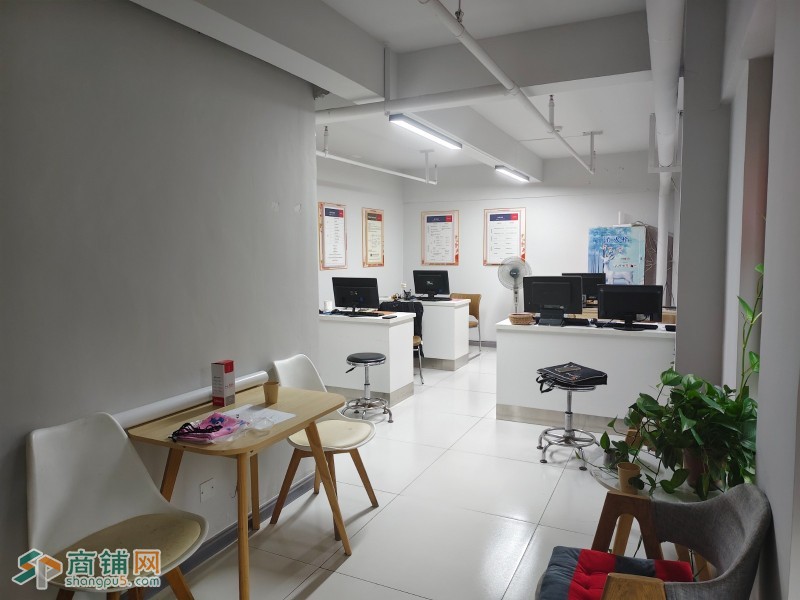 编号25207运河区锦绣天地AB区中街160平门市转让，可分转图3