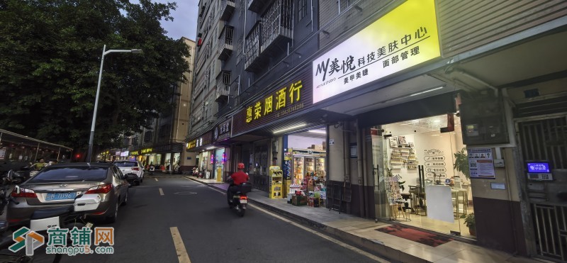 W龙华观澜美肤美甲美睫店旺铺转让图2