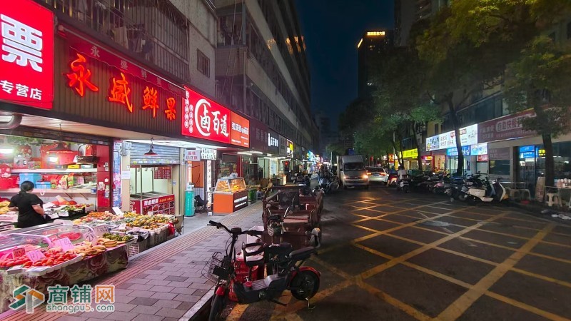 W宝安流塘卤百道卤味店旺铺转让图2