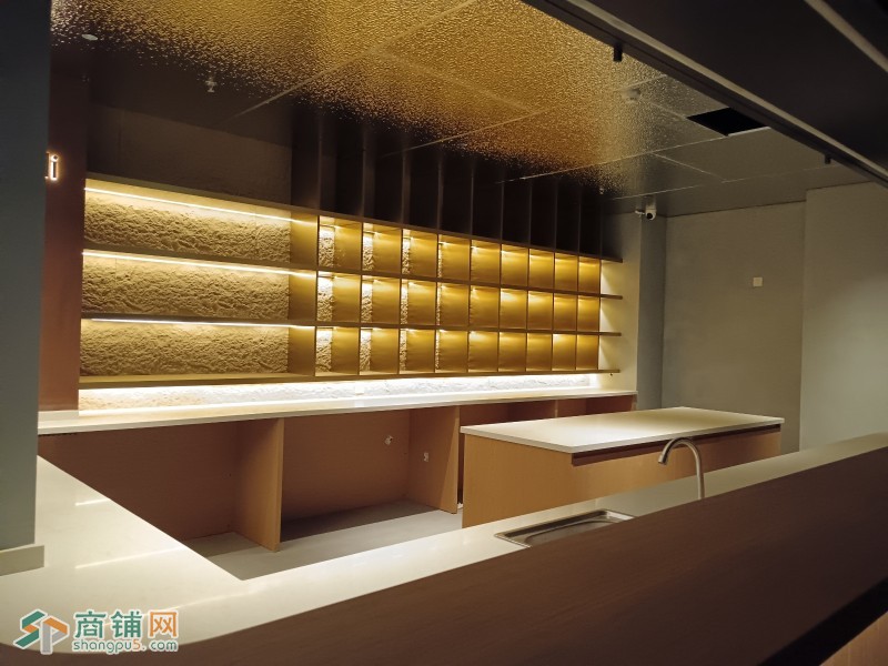 出租上海普陀真北路装修商铺835平米,可以分割,餐饮行业不限价格优惠图3