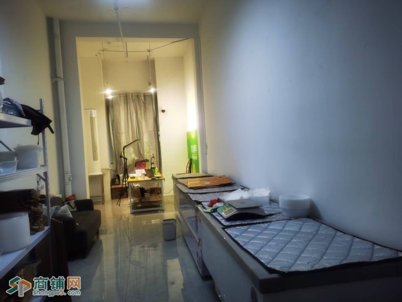 铁西区泡泡森林旁水果店出兑可改行附近唯一门市租金低图4
