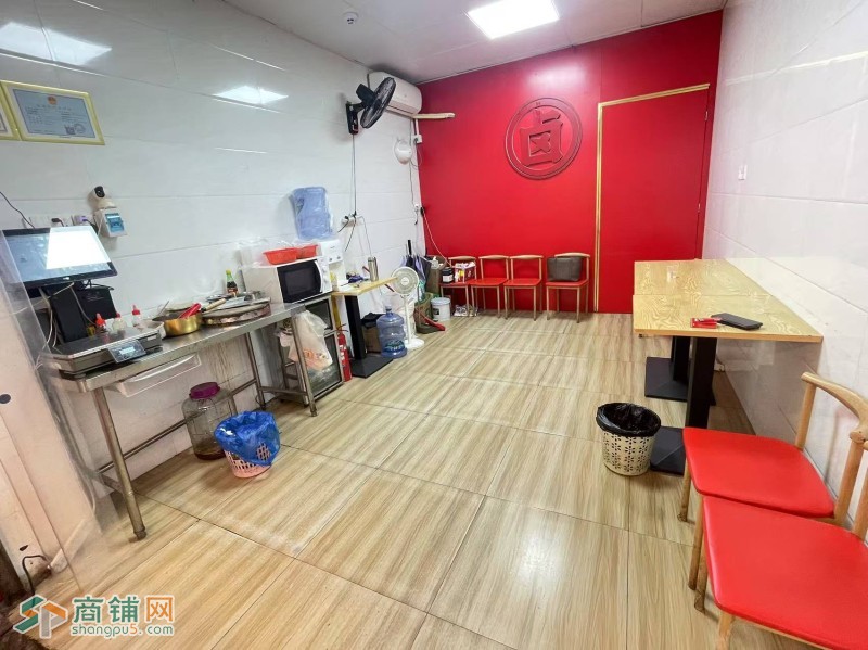 W 龙岗区现炸卤味店整体优价转让图3