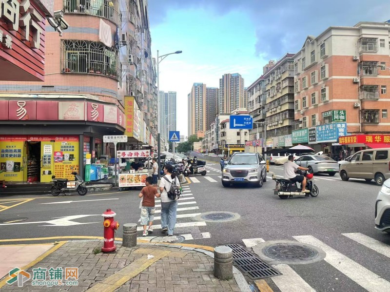 W 龙岗区现炸卤味店整体优价转让图4